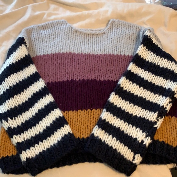 Blank NYC sweater - Picture 2 of 5